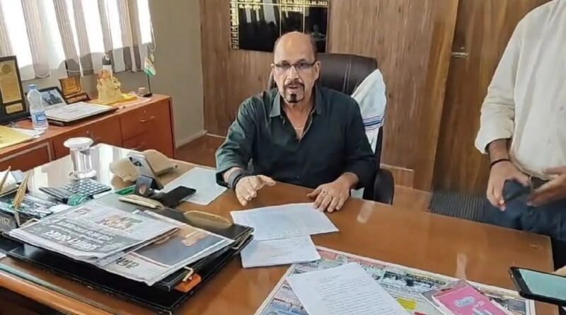 कोडरमा के सिविल सर्जन डॉ. अनिल कुमार हिरासत में, नाबालिग से यौन शोषण का आरोप, जिले में मचा हड़कंप